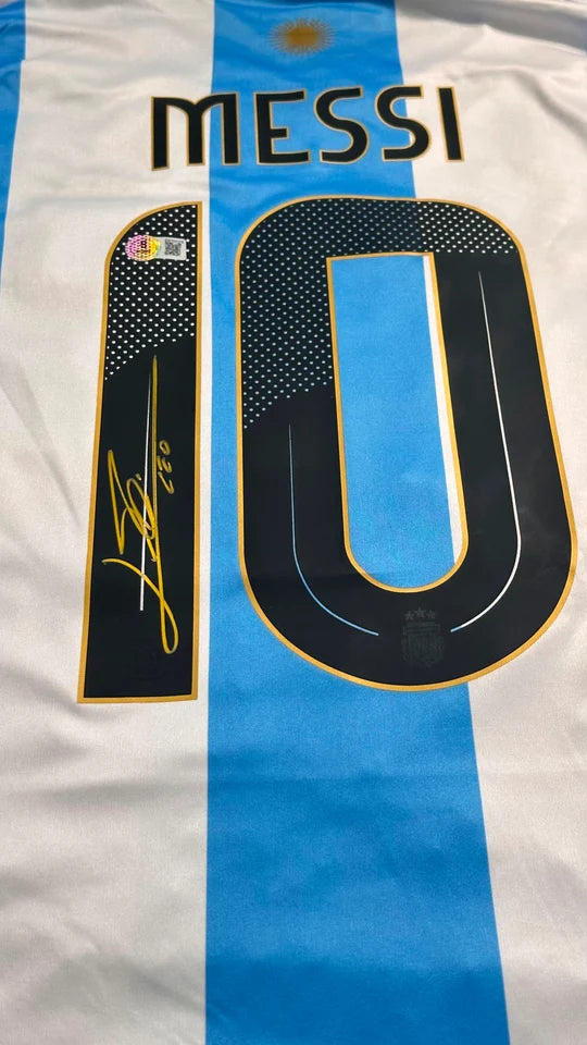 Lionel Messi Signed Argentina #10 Jersey with Beckett COA