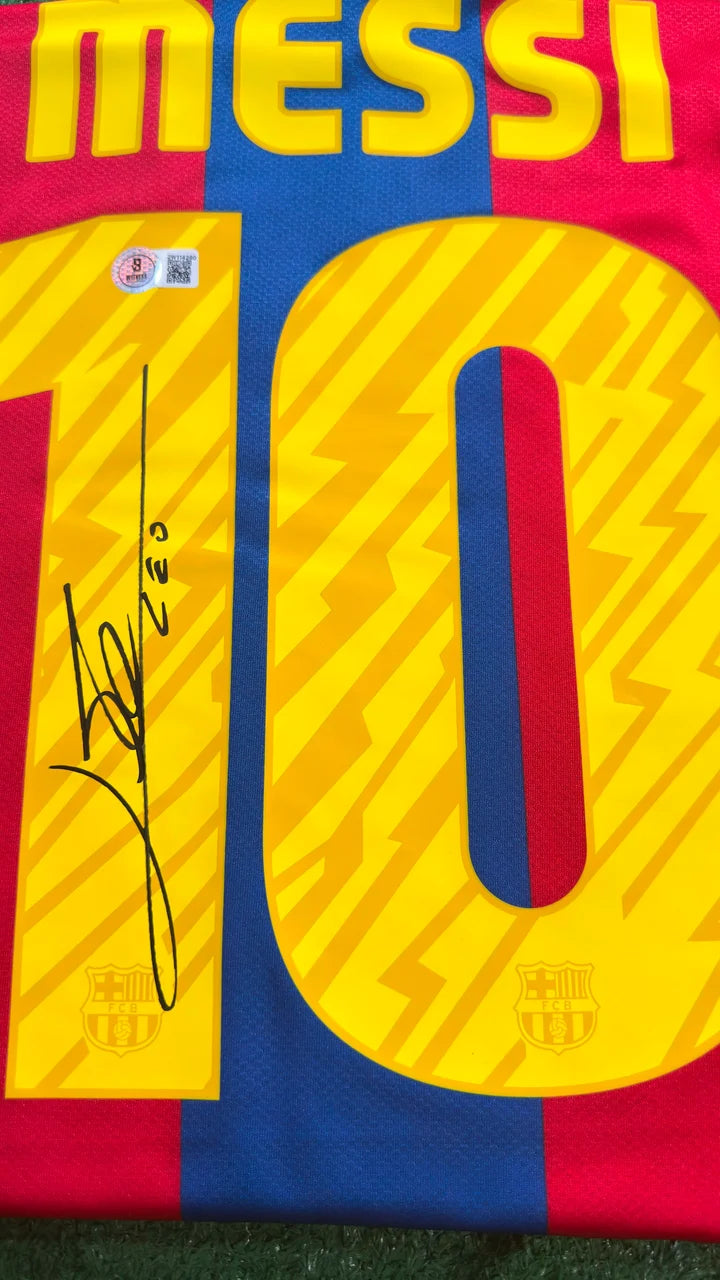 Lionel Messi Signed Barcelona #10 Jersey – Beckett Authenticated