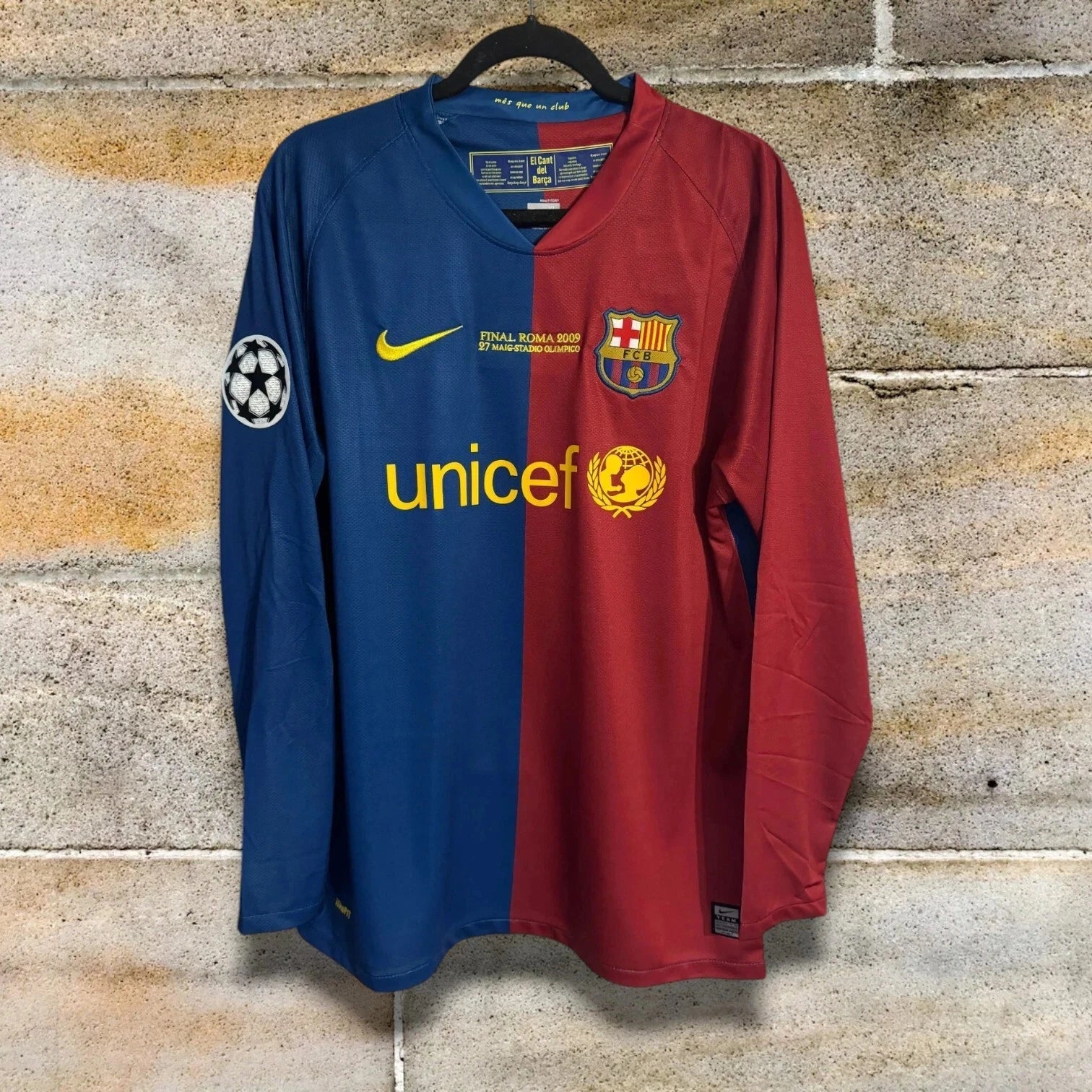 Lionel Messi 2008/09 Barcelona UCL Final Long-Sleeve Jersey front view