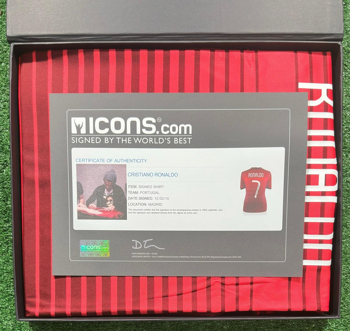 Cristiano Ronaldo signed Portugal home jersey detail view 6