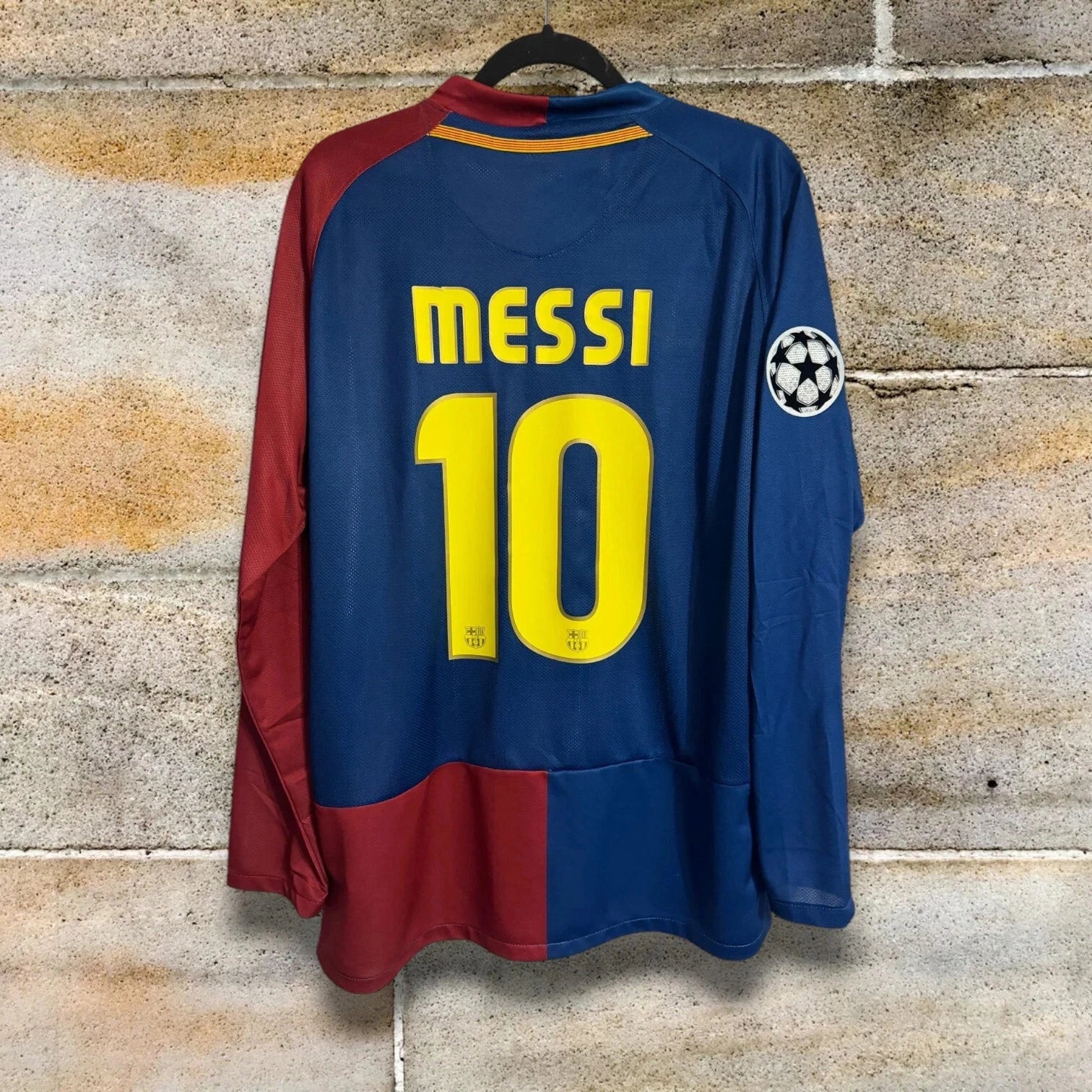 Lionel Messi 2008/09 Barcelona UCL Final Long-Sleeve Jersey detail view 2